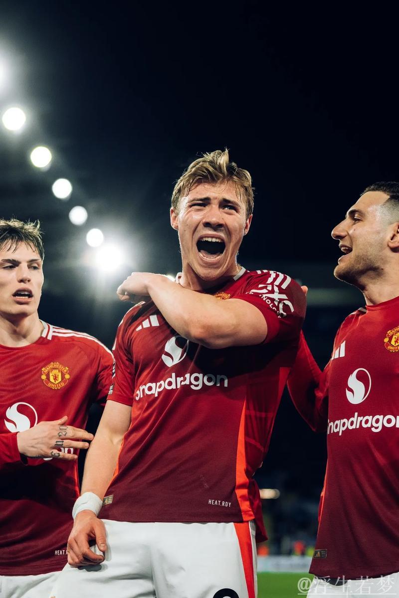 霍伊伦向团队表态希望留在曼联 霍伊伦向团队表态希望留在曼联